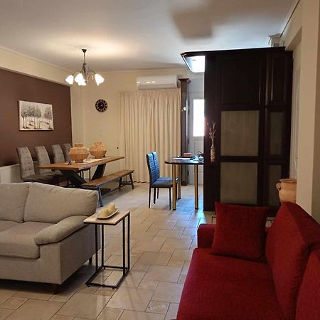 Comfortable Apartment In Kiato المظهر الخارجي الصورة